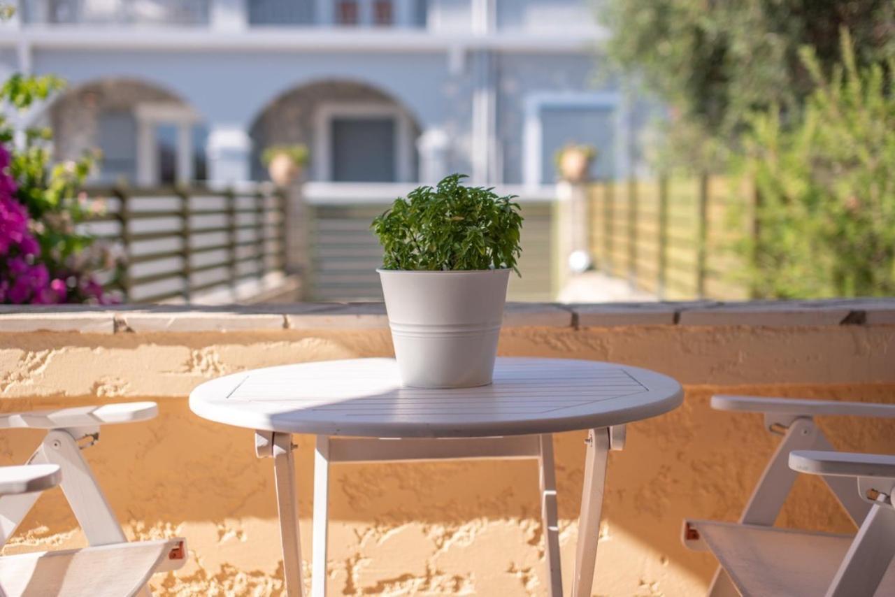 Romanos Apartments Gaios Dış mekan fotoğraf
